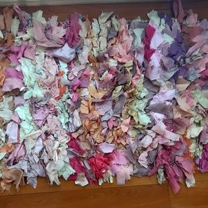 Handmade shag ivory/Pink area rug